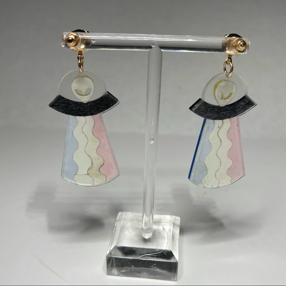 UFO Alien spacecraft earrings rainbow outer space - Picture 2 of 4